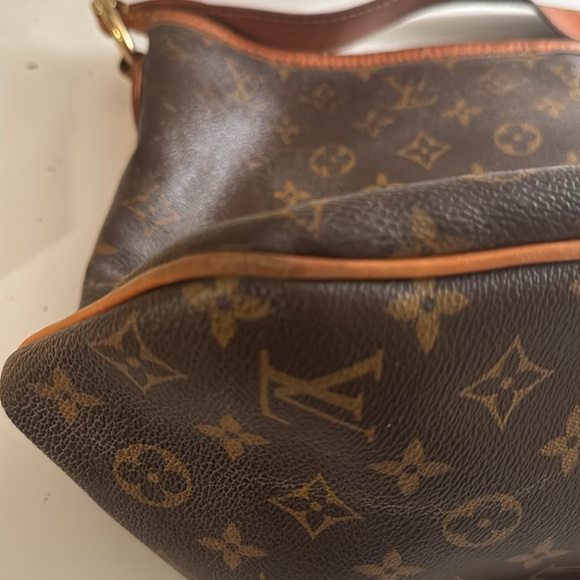 Authentic Louis Vuitton Graceful PM - Picture 10 of 17
